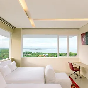 4* Hotel Mahogany
